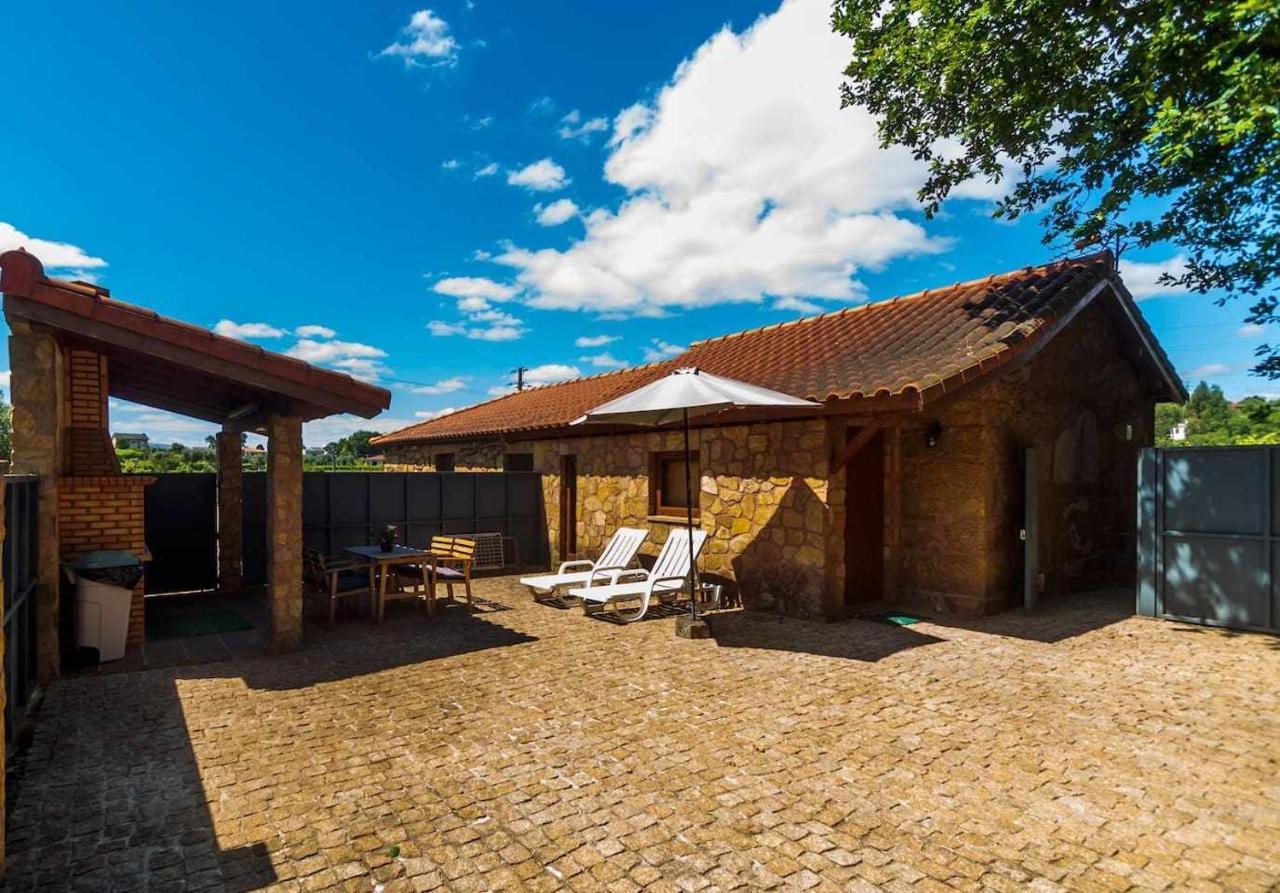 Casa Das Vinhas Camelias De Bastoturismo Rural Celorico De Basto Exterior photo