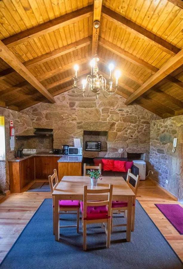 Casa Das Vinhas Camelias De Bastoturismo Rural Celorico De Basto Exterior photo